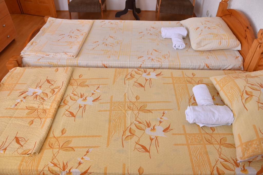 Apartment And Studio Damjan Ohrid Esterno foto