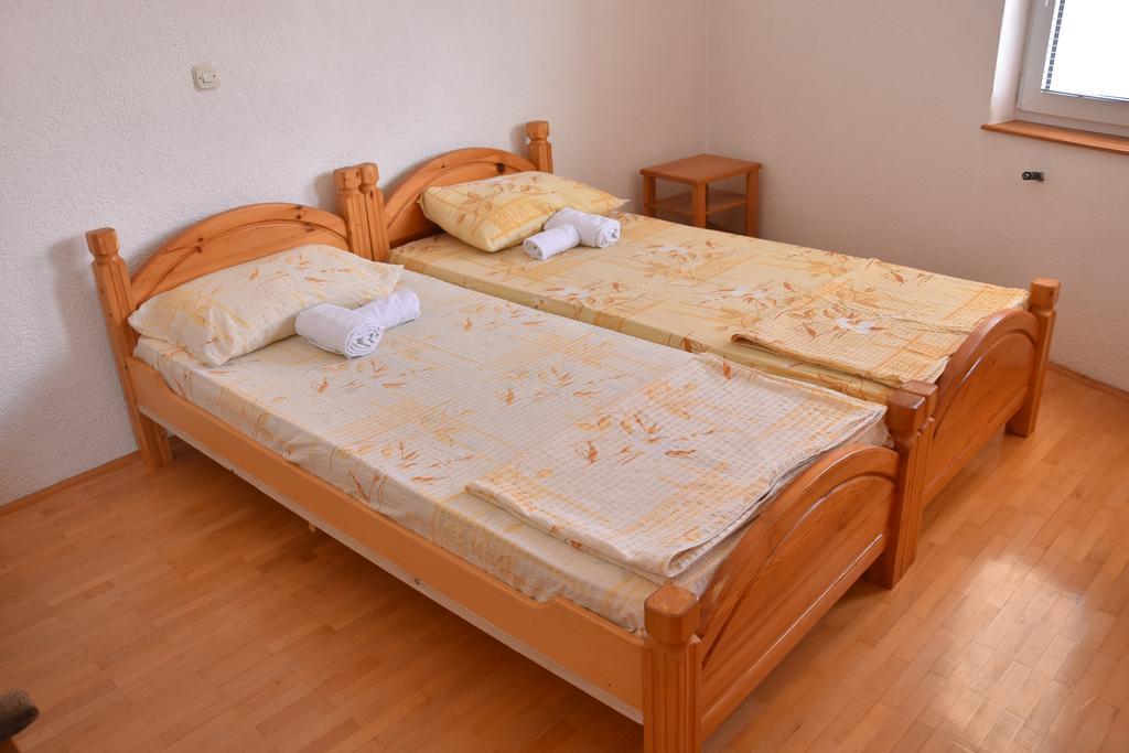 Apartment And Studio Damjan Ohrid Esterno foto