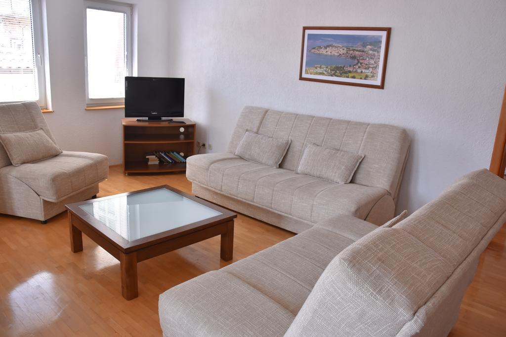 Apartment And Studio Damjan Ohrid Esterno foto