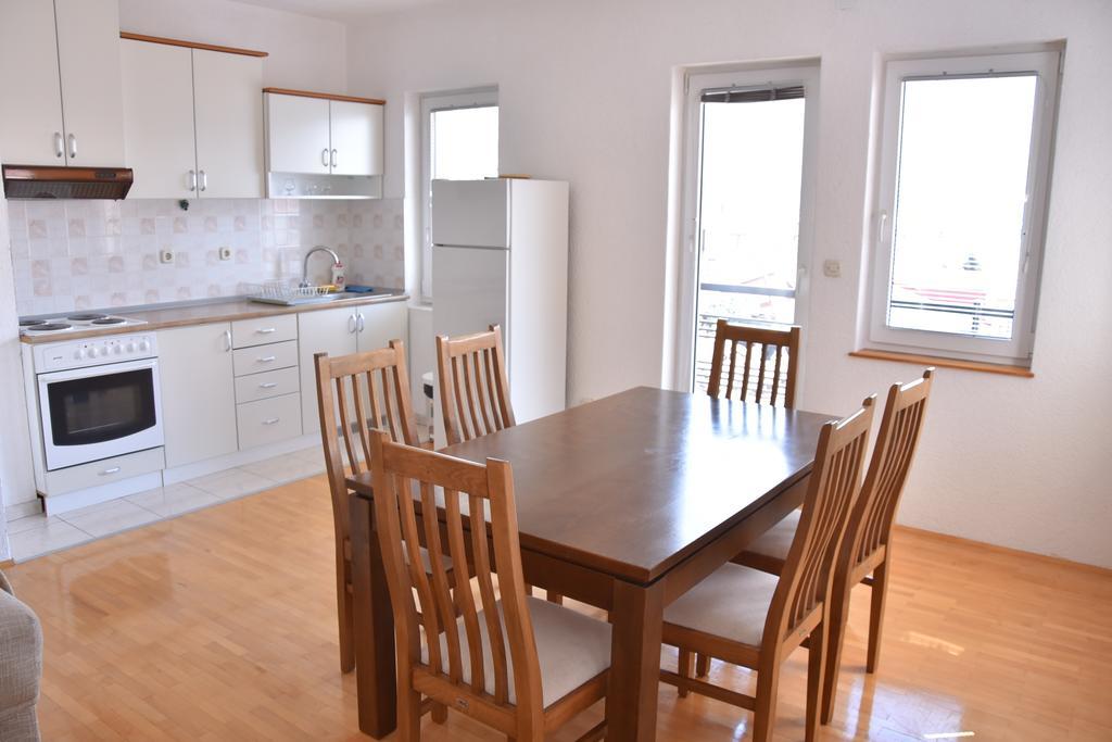 Apartment And Studio Damjan Ohrid Esterno foto